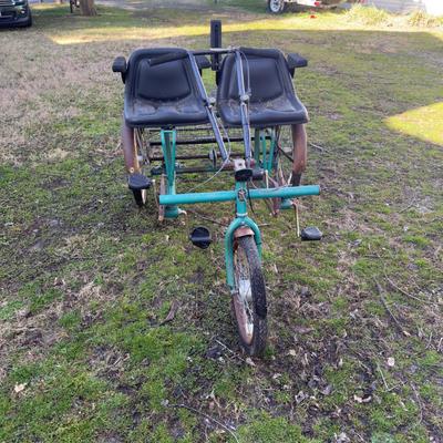 O1110 Vintage Green WORKSMAN Side by Side Cycle 3 speed Recumbent Trike Bike