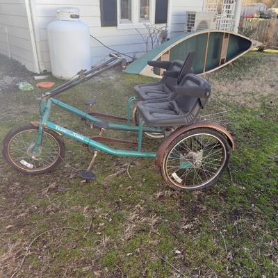 O1110 Vintage Green WORKSMAN Side by Side Cycle 3 speed Recumbent Trike Bike