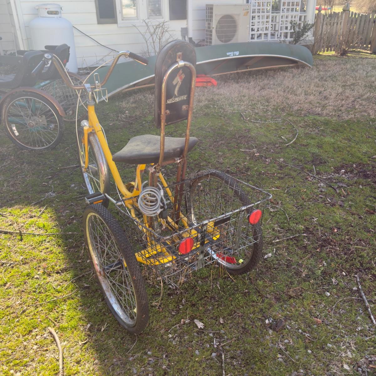 O1112 New Specialized Yellow Tricycle Workman Three Wheel Trike