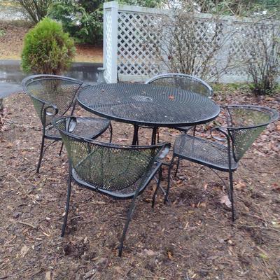 Black Metal Mesh Outdoor Table and Four Chairs