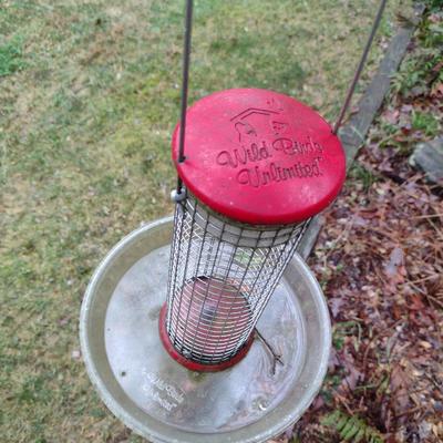 Single Head Shepherd's Hook with Bird Feeder