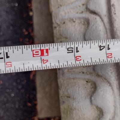 Concrete Garden Sitting Bench with Lion Design Supports