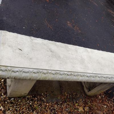 Concrete Garden Sitting Bench with Lion Design Supports