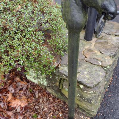 Metal Horse Head Design Hitching Post