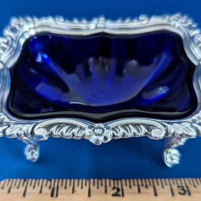 Set of 2 Barker Brothers open salt cellars with cobalt blue liners and spoons Made in England