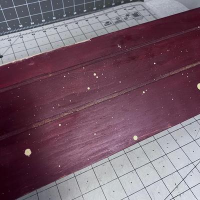 Scalloped Edge Shelf RED 