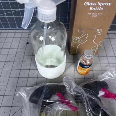 NEW Spray Bottles (3) 