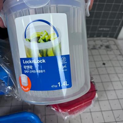 Lock & Lock Food Storage, Mostly New 