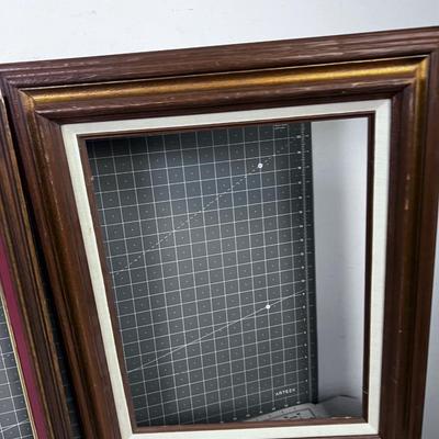 2 Picture Frames