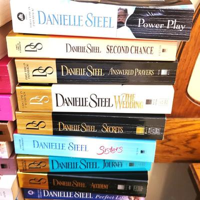 Danielle Steel Book Collection