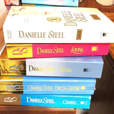 Danielle Steel Book Collection