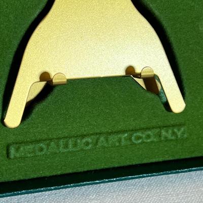 JOHN F. KENNEDY Center For The Performing Arts Medal 1971