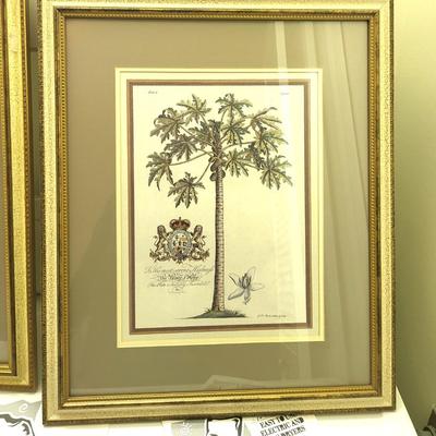 2 Pieces of Wall Decor