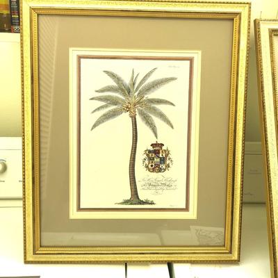 2 Pieces of Wall Decor