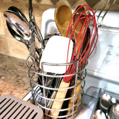 Kitchenware Lot