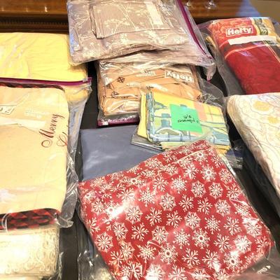 Table Linen Lot