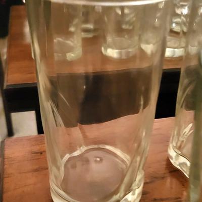 34 Pieces of Glassware Lot