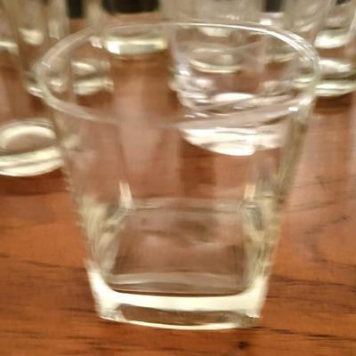 34 Pieces of Glassware Lot