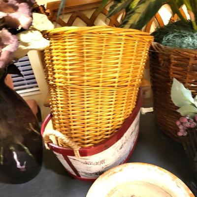 Pot/Basket Lot