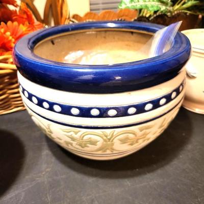 Pot/Basket Lot