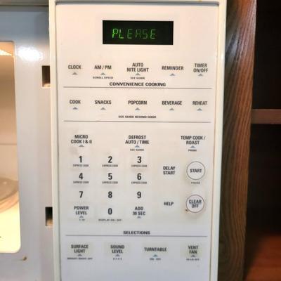 Stove/Microwave Combination Lot with Manuels