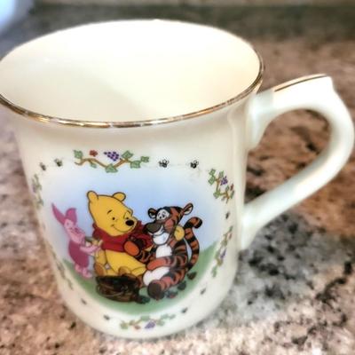 4 Lenox " Winnie the Pooh " Mugs