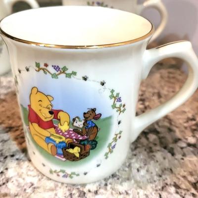 4 Lenox " Winnie the Pooh " Mugs