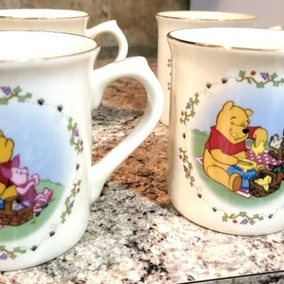 4 Lenox " Winnie the Pooh " Mugs