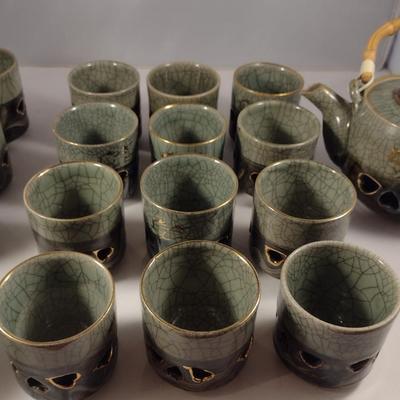 Glazed Japanese Ceramic Tea Pot with Cups