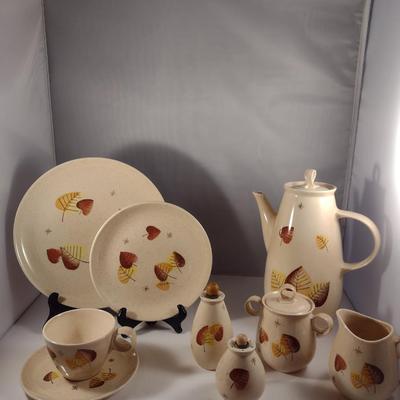 Vintage Vernon's Dinnerware- Sherwood Pattern- Approx 42 Pieces