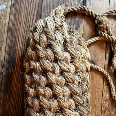 N1270 Vintage Rope Buoy