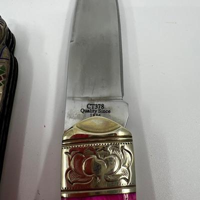 1279 Womenâ€™s Pocket Knife Lot
