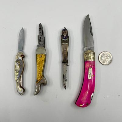 1279 Womenâ€™s Pocket Knife Lot