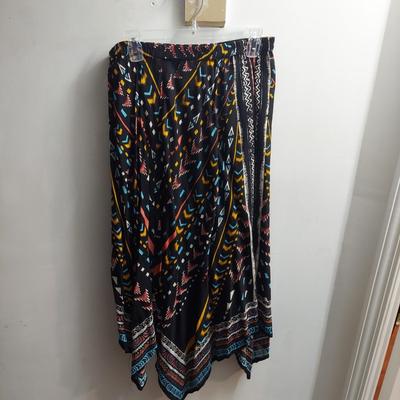 Skirts, Pants, and Capris Size 16/XL (PC-BBL)