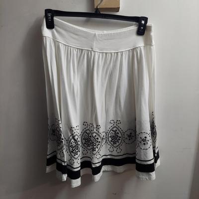 Skirts, Pants, and Capris Size 16/XL (PC-BBL)