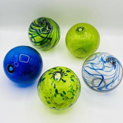Set Of Five (5) ~ 5' Blown Glass Decorative Balls With Stands