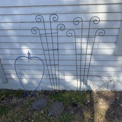 O 1128 Three Trellis and Two Concrete Turtle Stepping Stones