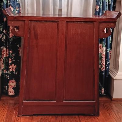 LOT 29: Vintage Chinese Motif Rosewood Altar / Cabinet