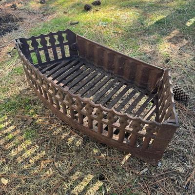 O 1141 Wrought Iron Fireplace Insert