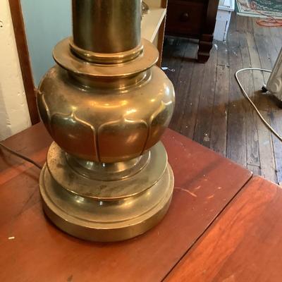 991 Vintage Brass Lamp with Bottom Toggle Switch