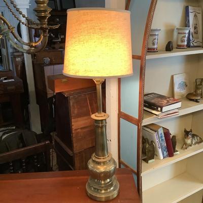 991 Vintage Brass Lamp with Bottom Toggle Switch
