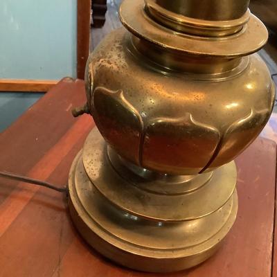 991 Vintage Brass Lamp with Bottom Toggle Switch