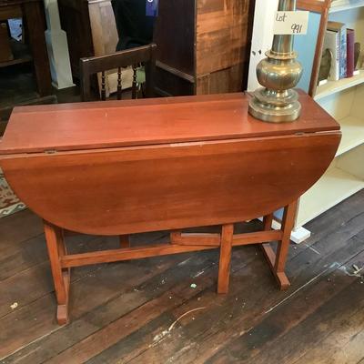 992 Vintage Cherry Dropleaf Table