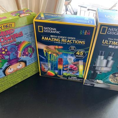 National Geographic Educational Activity Kits Microscope +++