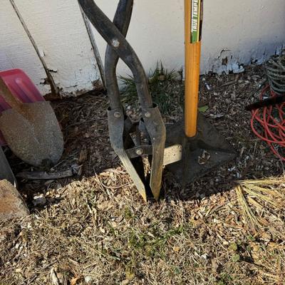 O 1153 One Rigid Posthole Digger & One True Temper Tamper