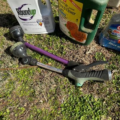 O 1157 Garden Fertilizers/Chemicals