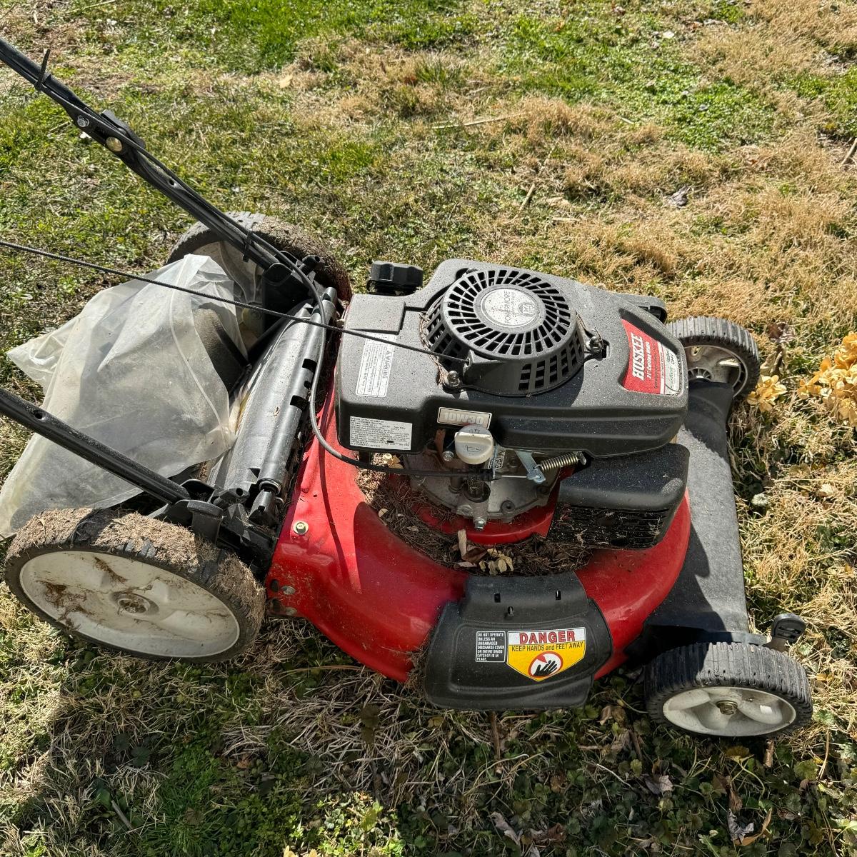 O 1158 21 Inch Huskee 159 cc Push Mower EstateSales