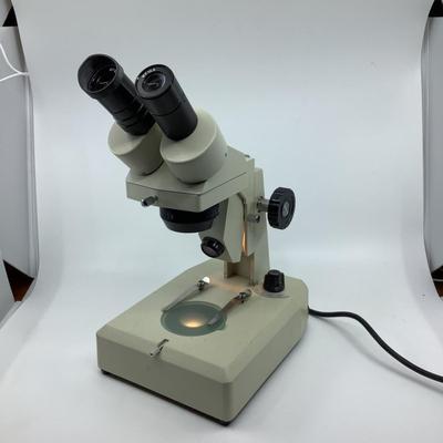 1017 LW Scientific Microscope 10x - 30x With Dual Lights