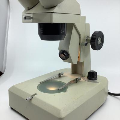 1017 LW Scientific Microscope 10x - 30x With Dual Lights