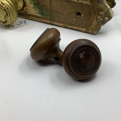1022 Antique Brass Public School Door Knobs Hardware